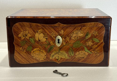 Antiquités - Box by Jean-françois Oeben (1721-1763) 