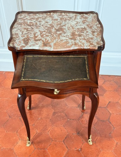 Antiquités - A Louis XV ormolu-mounted satinwood  table stamped Pierre IV Migeon. 