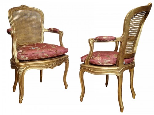 Paire de cabriolets Lyonnais en bois doré Attribués à François-noël Geny