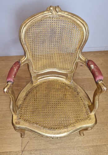 Louis XV - A Louis XV giltwood armchairs attributed François-noël Geny