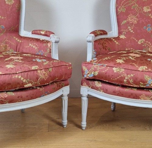 Antiquités - A Pair Of Louis XVI Beechwood Bergère, Circa 1780