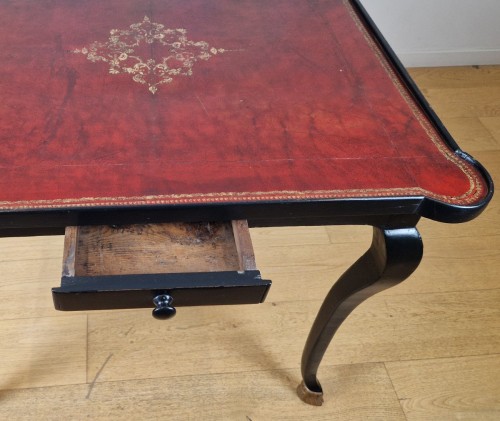 Comtat Venaissin Game Table. Early 18th Century - 