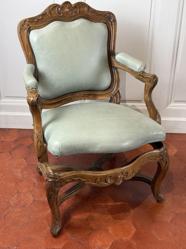 Paire de fauteuils à châssis d’époque Régence vers 1720 - Sérignan Antiquités