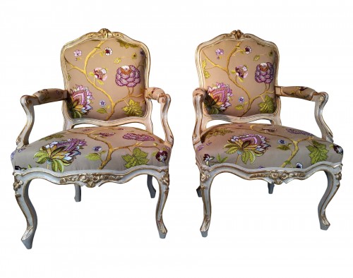 A Louis XV pair of armchairs, Attributed Gourdin