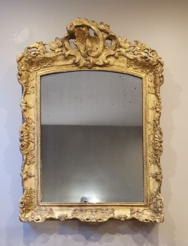 A Late Régence Period Giltwood Mirror, early 18th century - Mirrors, Trumeau Style French Regence