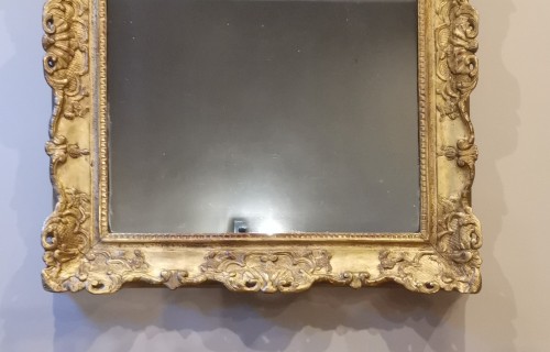 A Late Régence Period Giltwood Mirror, early 18th century - 