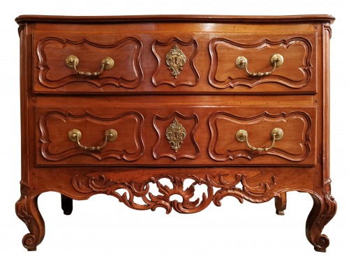 A solid walnut Provençal commode mid 18th century, circa 1740