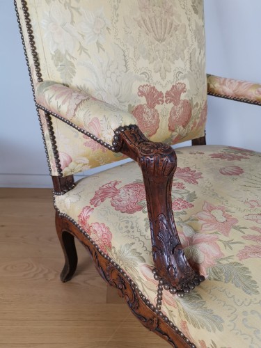 French Regence - A Régence armchair early 18th century circa 1720