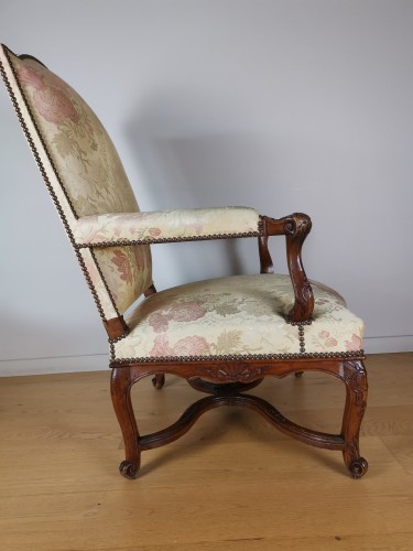 Fauteuil à entretoise d'époque Régence, vers 1715 - Sièges Style Régence