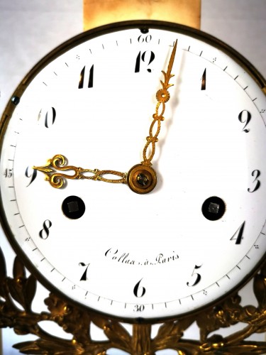 18th century - A Louis XVI portico marble and gilt-bronze mantel clock.