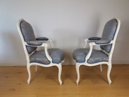 A set of four Louis XV painted armchairs by Louis-Michel Lefèvre 18th cent. - Louis XV