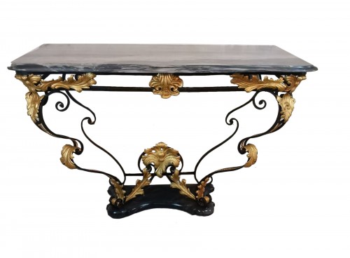 A Comtat Venaissin ironwork console, early 18th century.