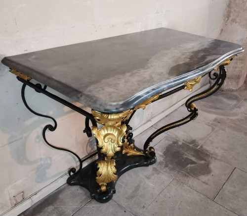 A Comtat Venaissin ironwork console, early 18th century. - Furniture Style Louis XIV