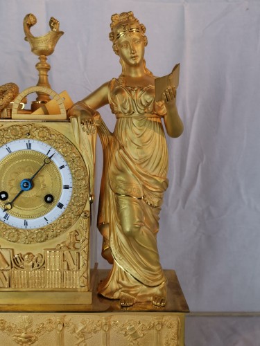Antiquités - A Empire ormolu Clock - Scientific Objects. Early 19th Circa 1805 