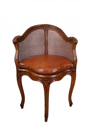 Fauteuil de bureau canné d’époque Louis XV, par Jacques-Pierre Letellier vers 1750