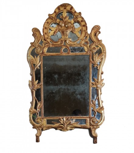 A Louis XV Giltwood provencal Mirror