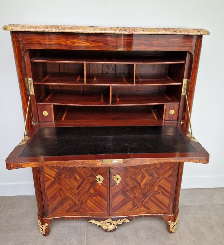 A Régence Ormolu-monted Kingwood And Satin Venerered Secretaire By Doirat - 