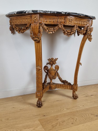 Furniture  - A Louis XVI Greek-neoclassical console  18th Century Circa 1781
