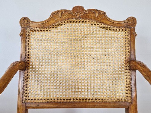 Antiquités - Suite de quatre fauteuils cannés d’époque Régence, vers 1715