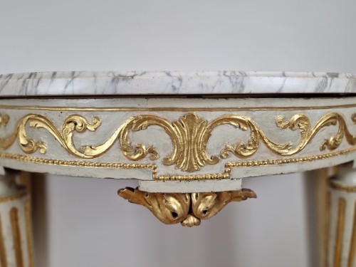 Console demi-lune à quatre pieds d’époque Louis XVI, Vers 1780 - Louis XVI