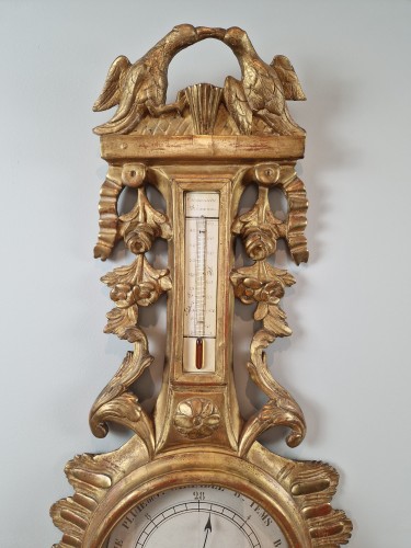 Baromètre thermomètre Néo-classique aux attributs de l'amour, d’époque Transition - Objet de décoration Style Transition