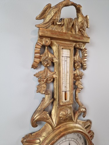 XVIIIe siècle - Baromètre thermomètre Néo-classique aux attributs de l'amour, d’époque Transition