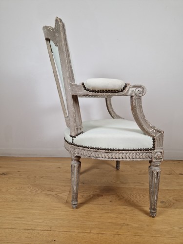 Louis XVI - A Louis XVI armchairs stamped by Pierre Brizard 18th Century.