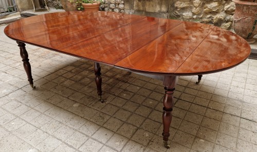 Furniture  - A Solid mahogany extending dining Table late18th early 19th Century 