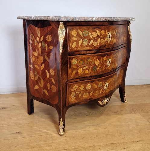 Commode d’entre deux d’époque Louis XV en marqueterie de fleurs - Sérignan Antiquités