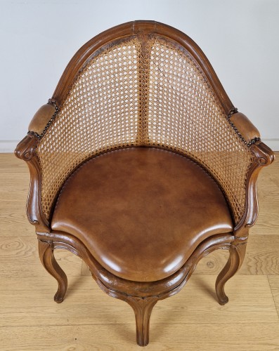 Fauteuil de bureau canné d’époque Louis XV, Vers1750 - Sérignan Antiquités