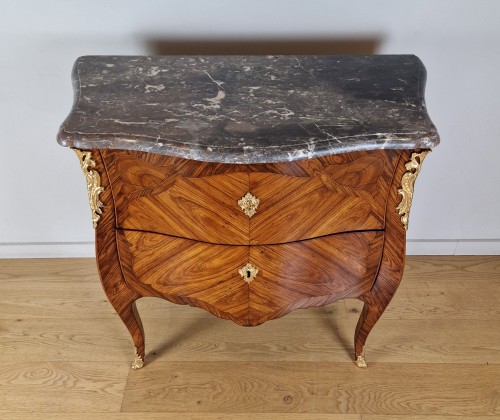 Commode Louis XV Estampillée Christophe Wolff - Sérignan Antiquités