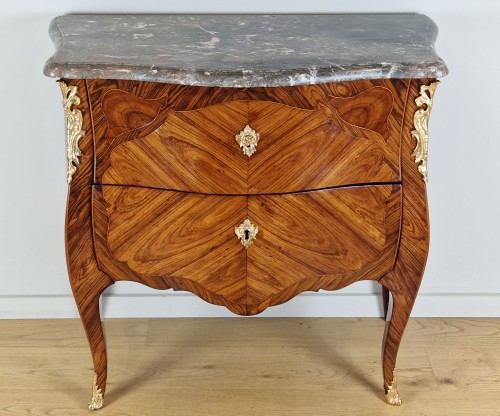 A Louis XV commode stamped Christophe Wolff - Louis XV