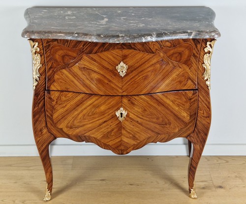 Commode Louis XV Estampillée Christophe Wolff - Louis XV