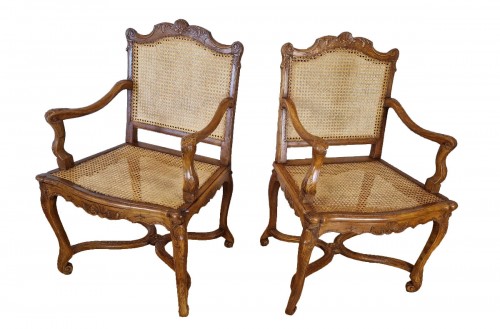Paire de fauteuils d'époque Régence vers 1715-1720