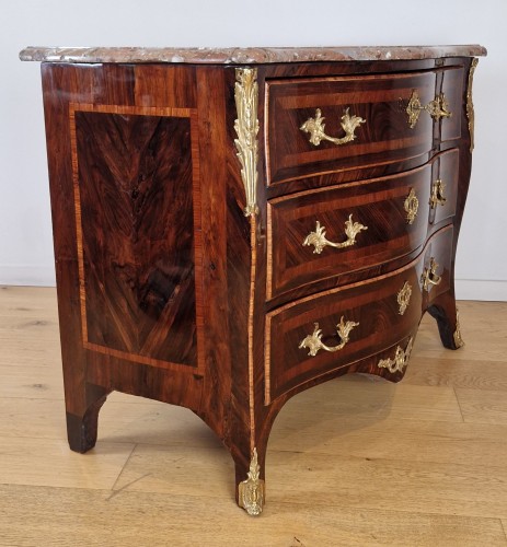 Mobilier Commode - Commode Louis XV Estampillée Laurent-Charles Birclet