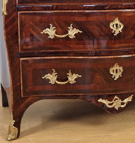 Antiquités - A Louis XV chest of drawermid stamped Birclet  early 18th century