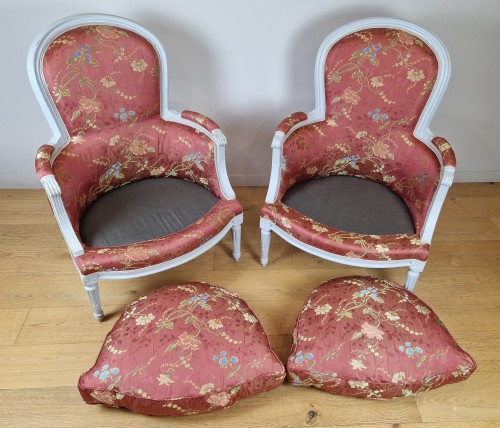 Louis XVI - A Pair Louis XVI bergère 18th century  