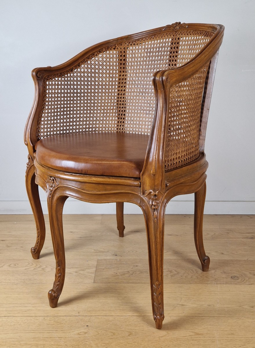 19th Century French Louis XV Cane Five-Leg Desk Armchair - Country