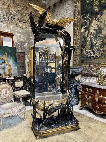 Napoléon III - Miroir formant jardinière en bois doré et sculpté Italie fin du XIXe siècle
