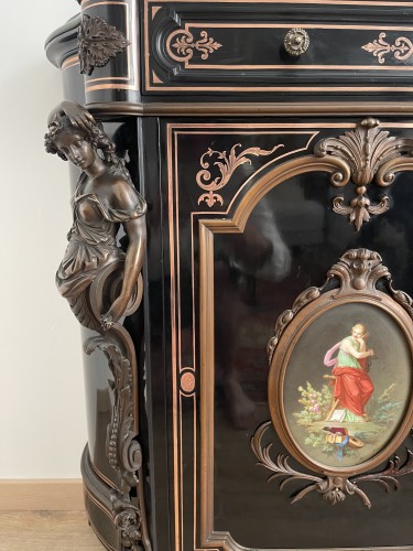 XIXe siècle - Meuble d'appui Napoléon III avec plaques de porcelaine