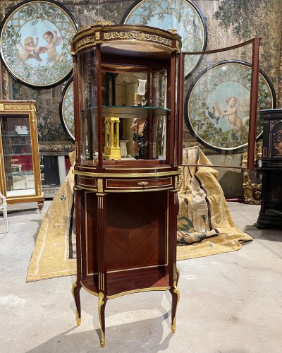 Furniture  -  Paul Sormani (1817-1877) f - Late 19thh century  Curved showcase