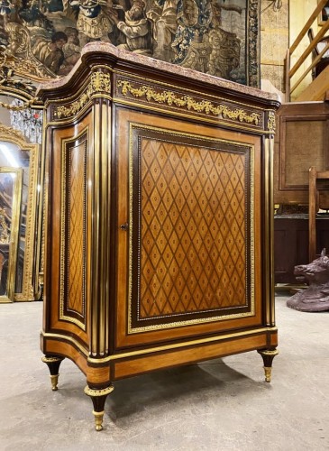 Meuble d’appui en marqueterie attribué à Guillaume Grohe - Mobilier Style Napoléon III