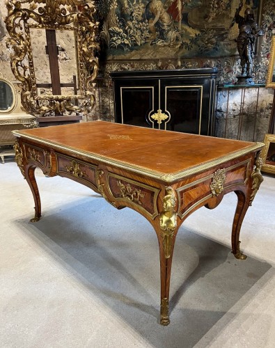 Antiquités - Late 19th-century desk after Charles Cressent