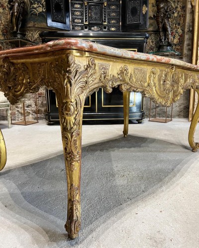 Antiquités - Table à gibier en bois doré vers 1850