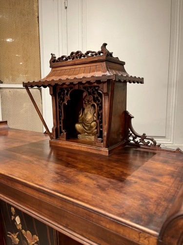 Antiquités - Cabinet japonisant au Bouddha attribué à Perret Et Vibert