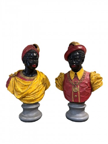 Paire de bustes de nubiens en régule patiné XIXe siècle