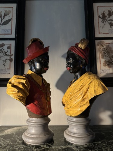Napoléon III - Paire de bustes de nubiens en régule patiné XIXe siècle