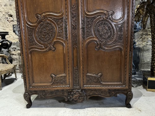 Antiquités - Armoire normande fécampoise dite d’armateur XIXe siècle