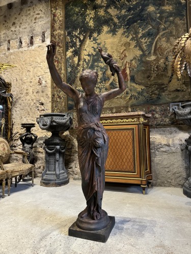 XIXe siècle - «La fileuse de Procida» statue en fonte de fer  d’après Louis Léon Cugnot (1835-1894)