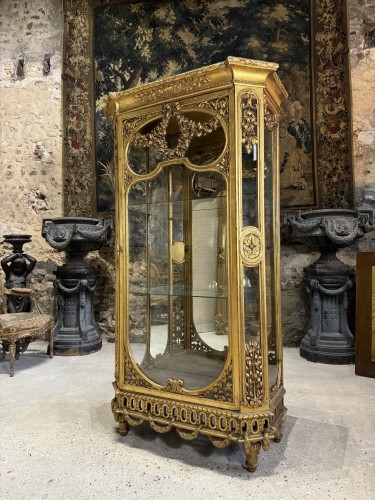 Mobilier Bibliothéque, vitrine - Vitrine en bois doré d’époque Napoléon III